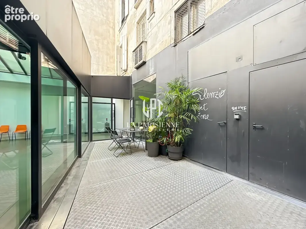 Murs commerciaux 163 m² libres ? 4 m HSP ? Village Faidherbe - photo 11