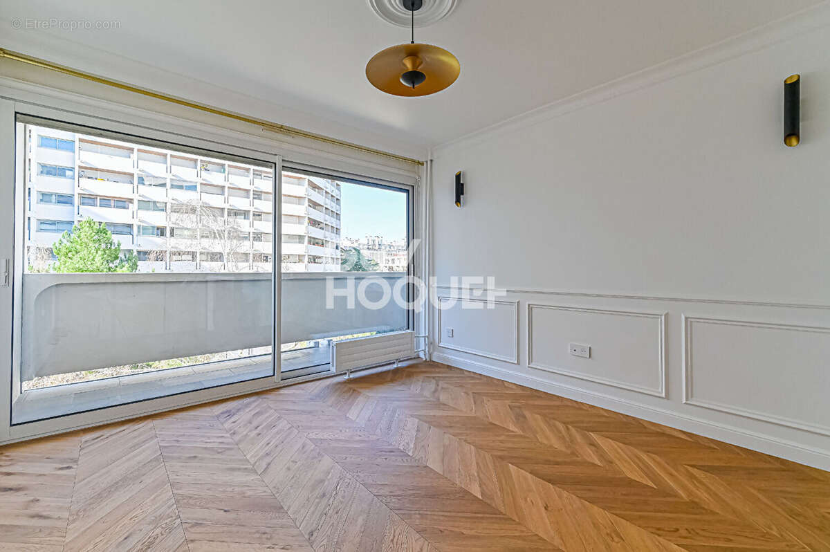 Appartement à PARIS-12E