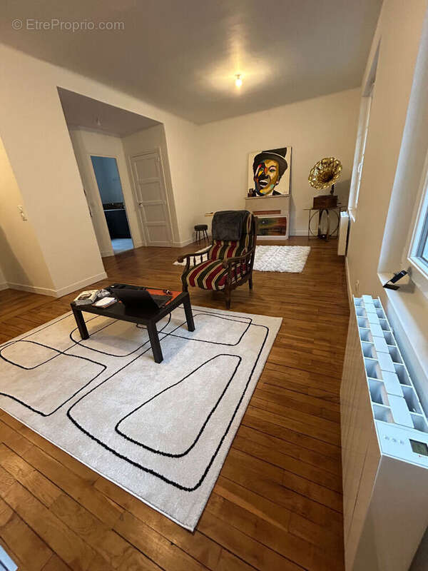 Appartement à FALAISE