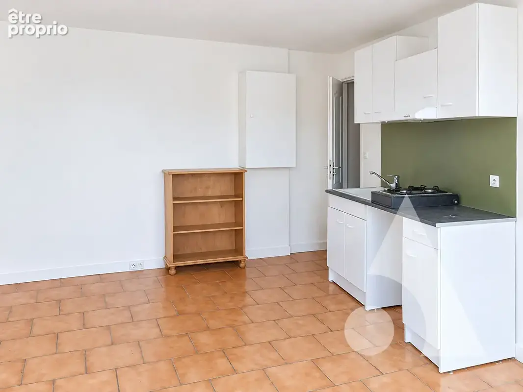 Immeuble / Ensemble immobilier 1 garage + 4 appartements - photo 7