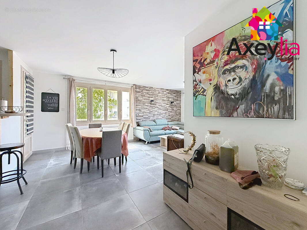 Appartement à RIORGES
