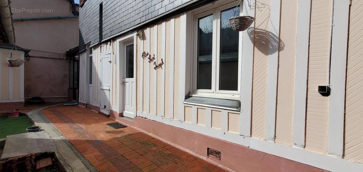 Photo 1 - Maison à LISIEUX