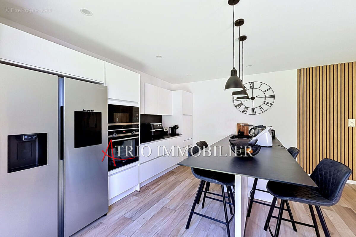 Maison 170 m² à Cagnes-Sur-Mer  - photo 7