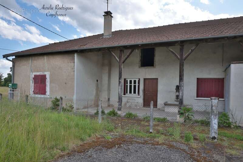 Maison à vendre 3 pièces SAINT ANDRE DE BAGE (01) - photo 12