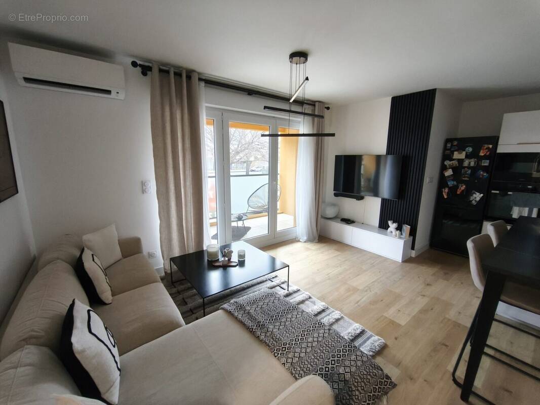 SEJOUR - Appartement à NIMES