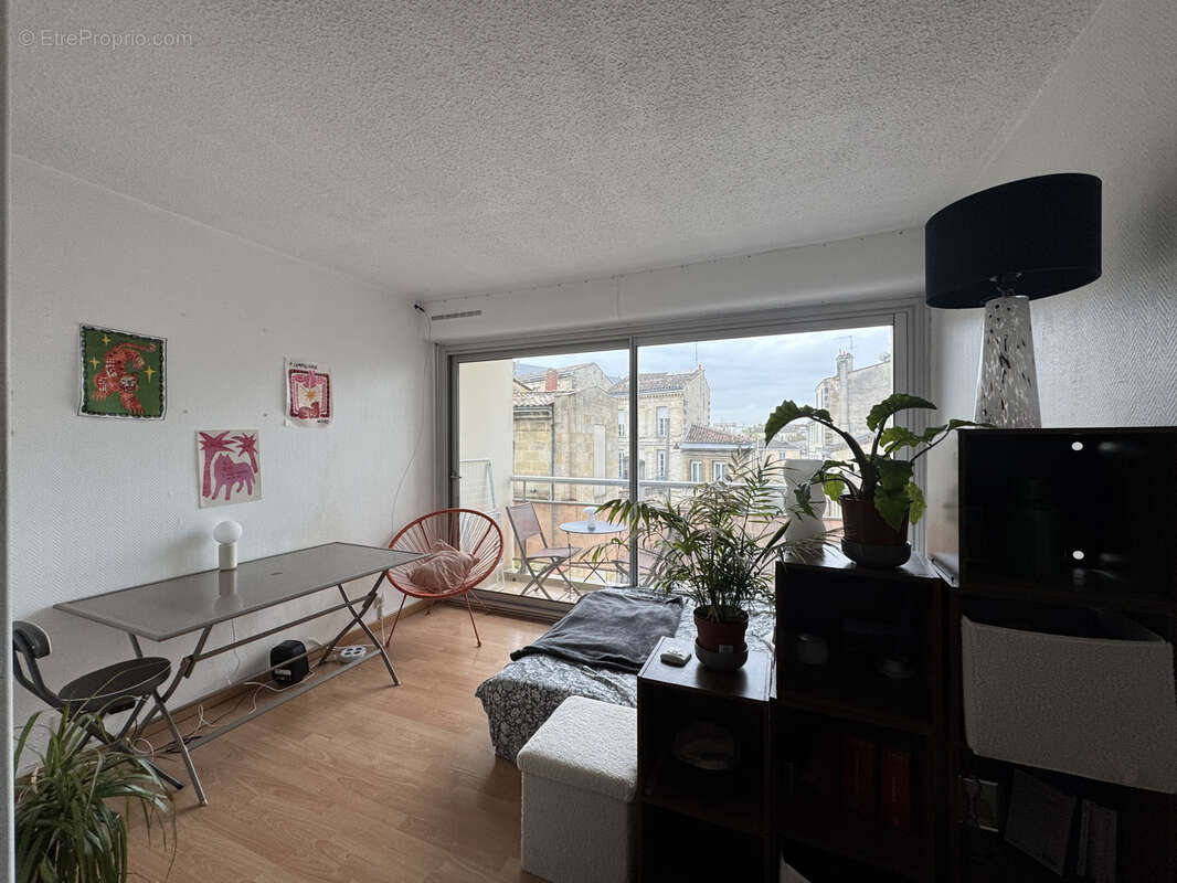 Appartement à BORDEAUX