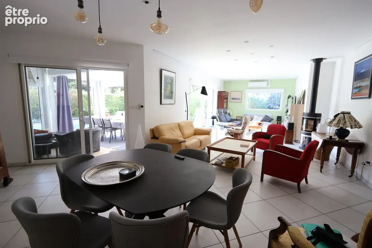 Maison à vendre 4 pièces principales + garage et piscine - lacanau-océan - photo 2