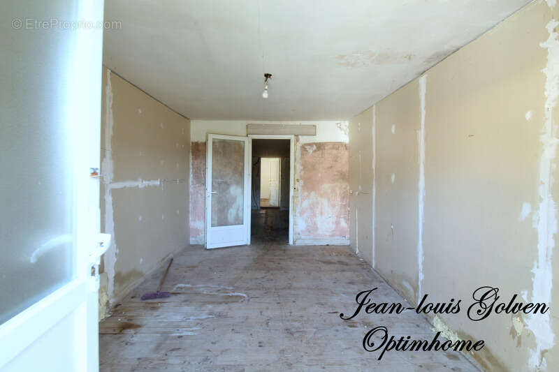 Appartement à TOURNEMIRE