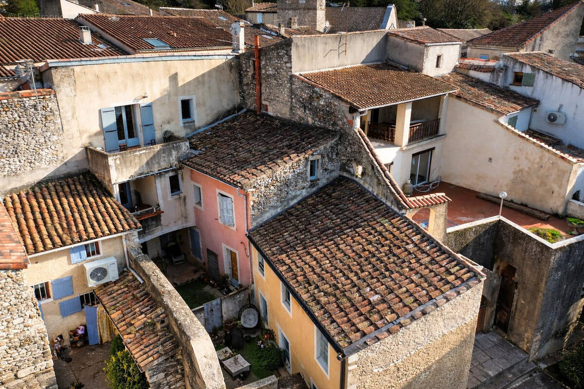 Appartement à CHATEAUNEUF-DU-RHONE