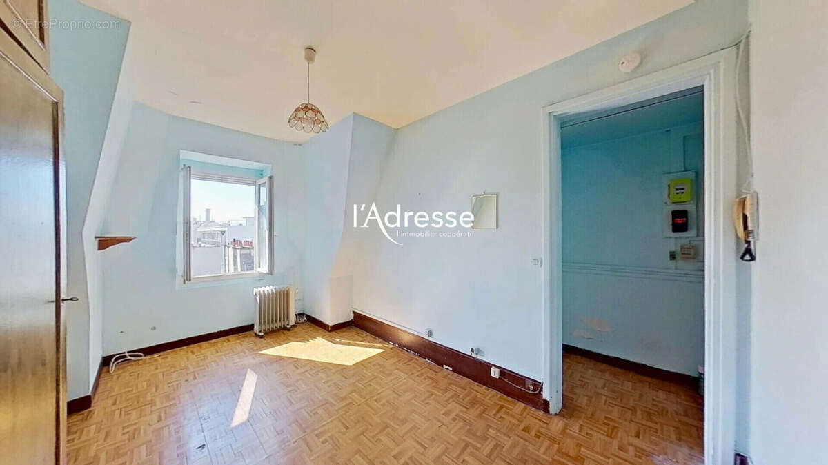 Appartement à PARIS-15E