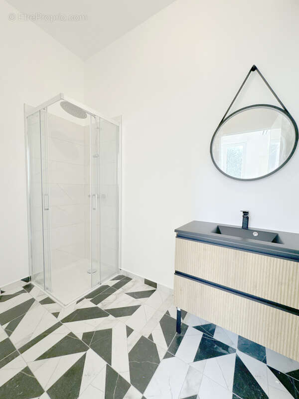 Appartement à LE PERREUX-SUR-MARNE