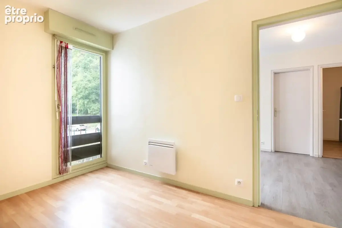 Spacieux t4 avec balcons et cave -  la rochette ! - photo 10