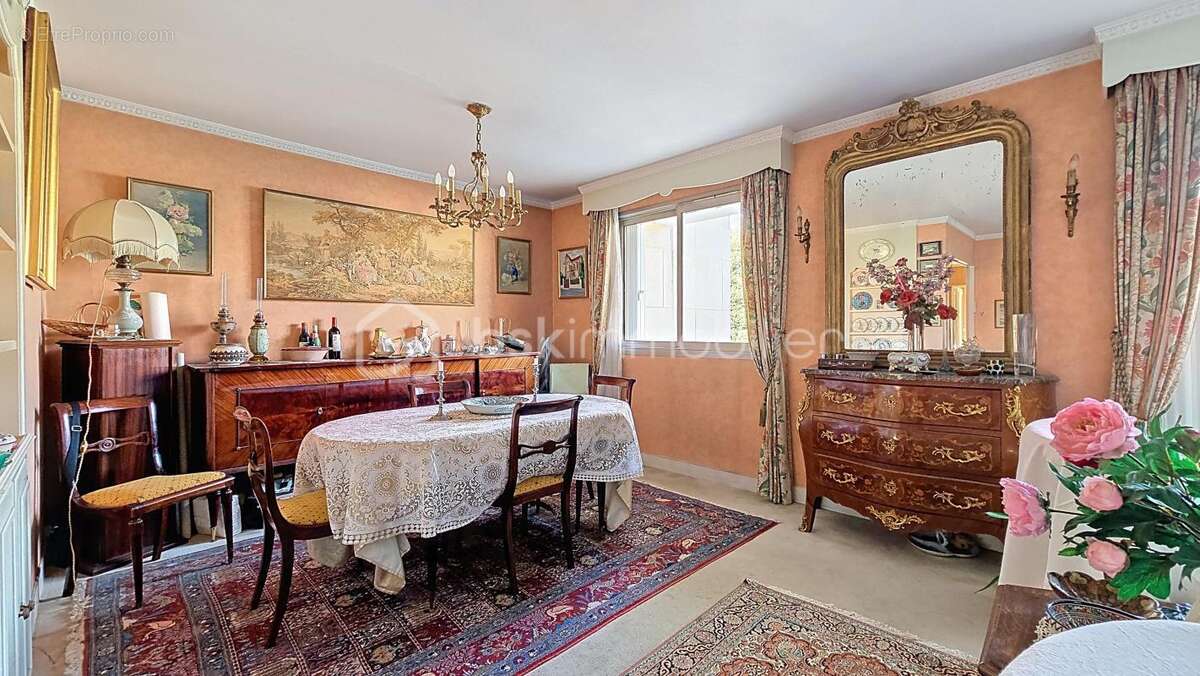Appartement à NOGENT-SUR-MARNE