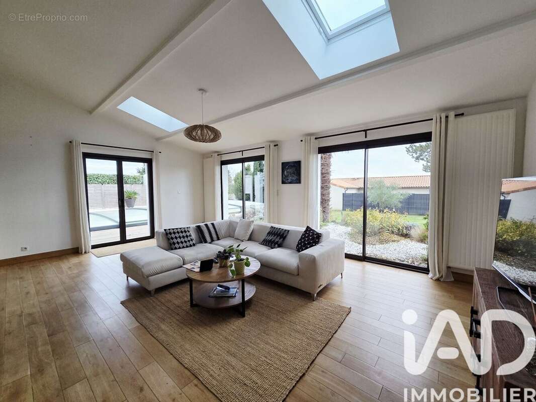 Photo 6 - Maison à MARIGNY-BRIZAY