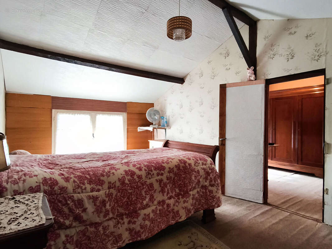 Maison à SOMMIERES-DU-CLAIN