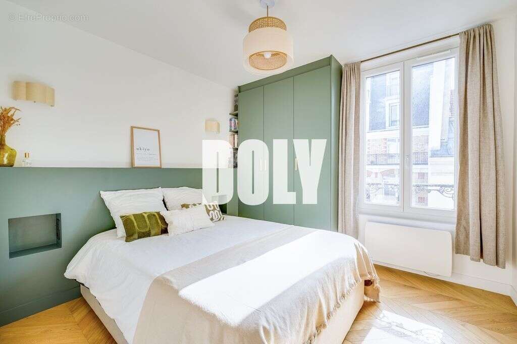 Appartement à PARIS-10E