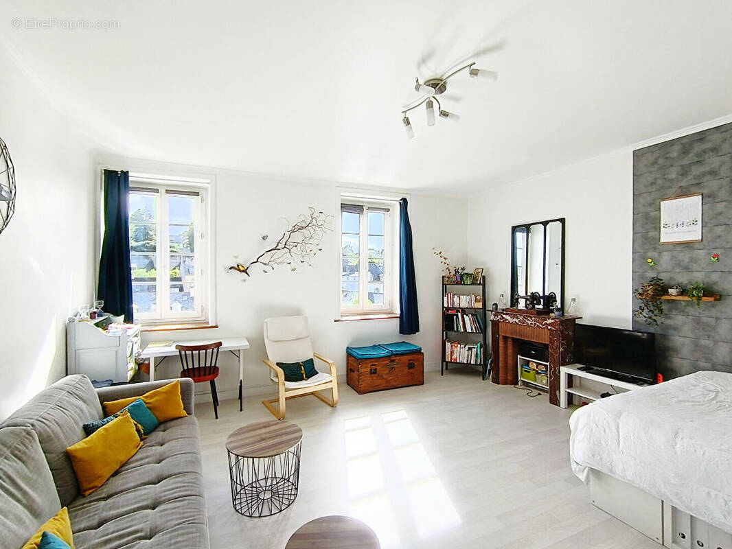 Appartement à QUIMPERLE
