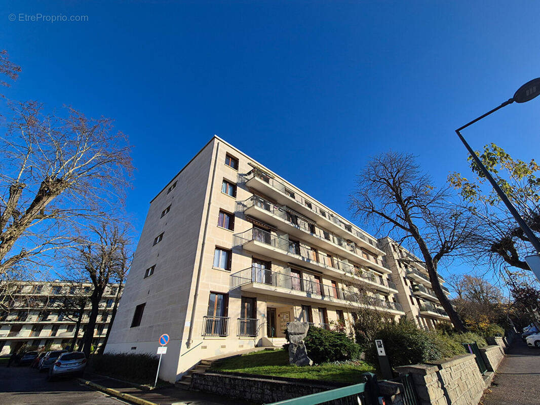 Appartement à RAMBOUILLET