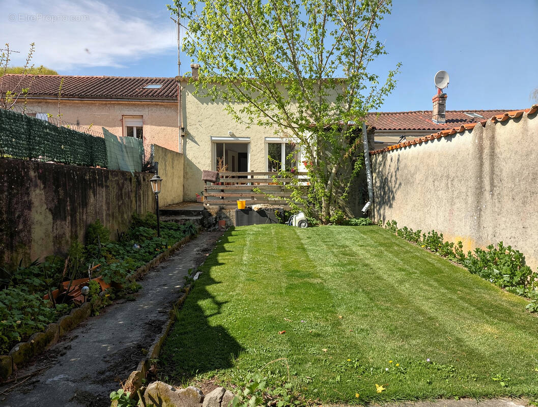 Maison à ANGOULEME