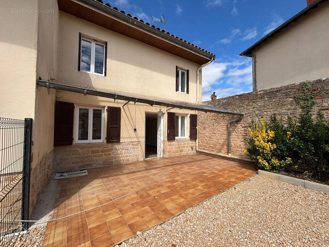 Maison à PONT-DE-VAUX