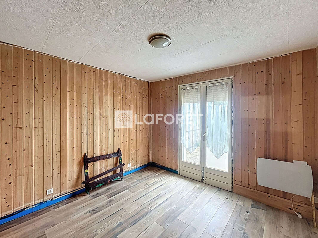 Maison à LA CHAPELLE-BICHE