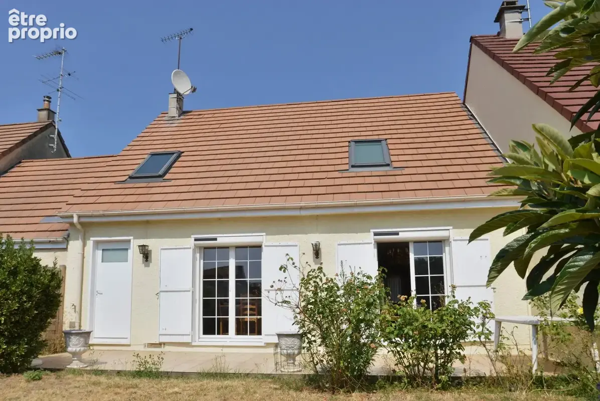 Photo Maison à Crosne au prix de 359 000€
