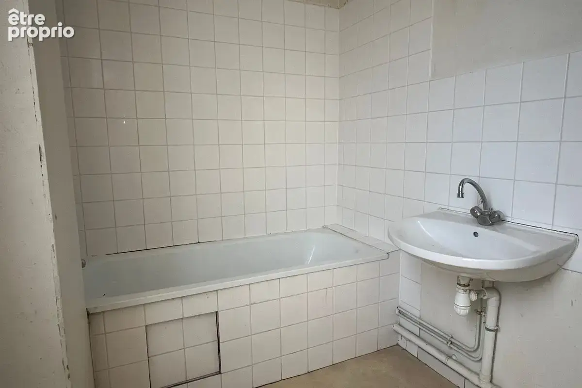 Château Renault - Maison T5 - photo 14