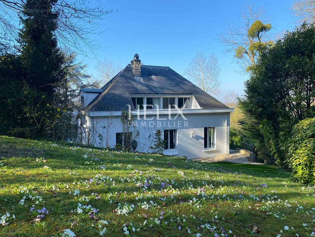 Maison à SAINT-GERMAIN-EN-LAYE