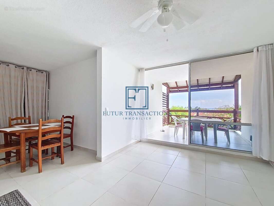 Appartement à LE GOSIER