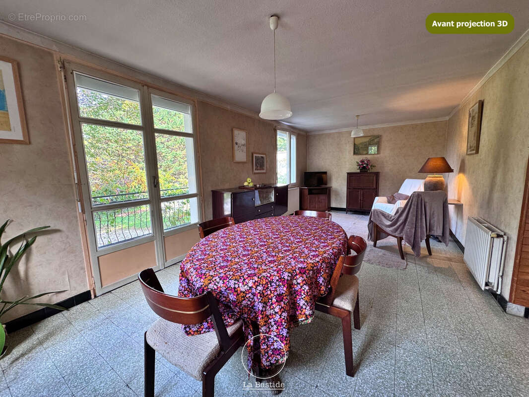 Maison à LE POET-LAVAL