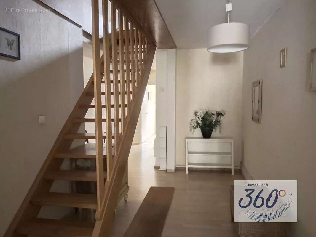 Appartement à LONS-LE-SAUNIER