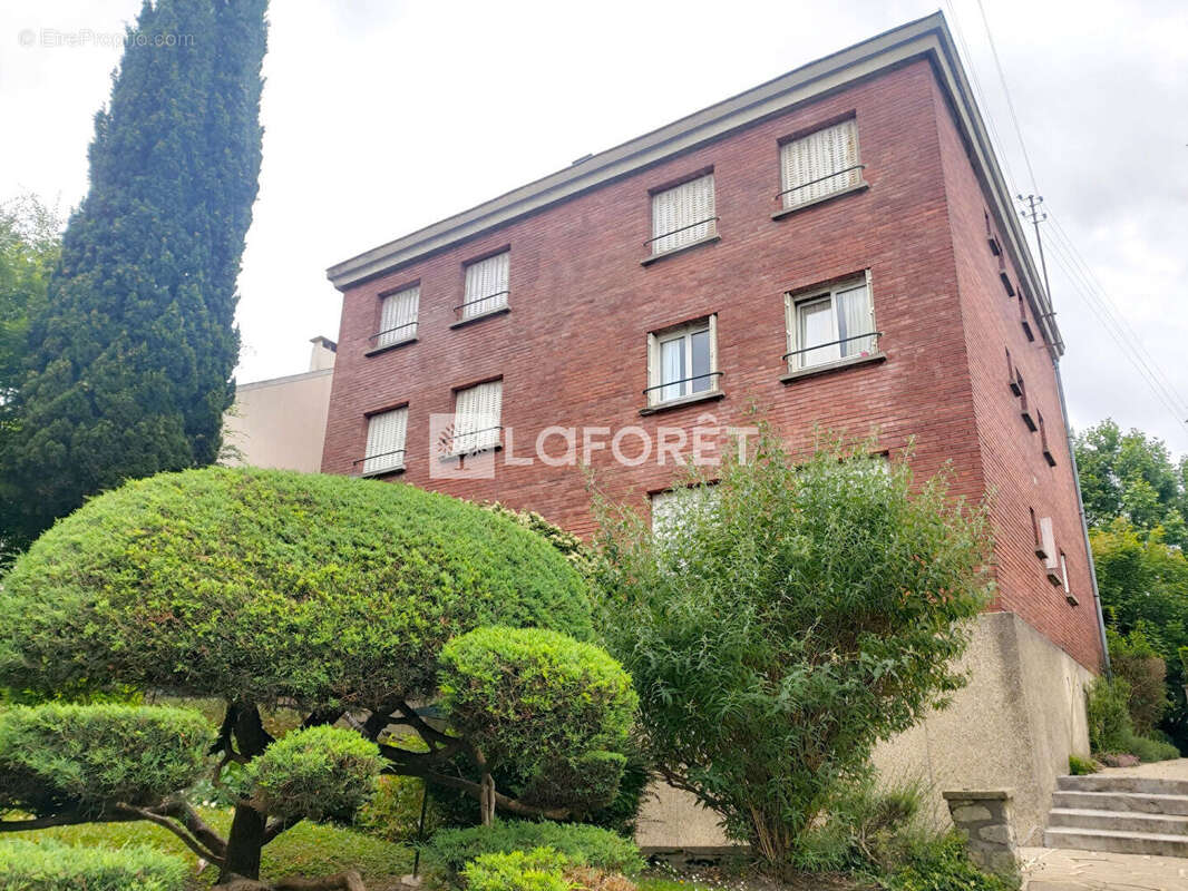 Appartement à LE RAINCY