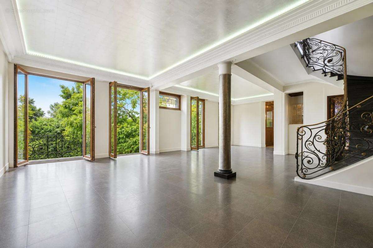 Maison à PARIS-20E