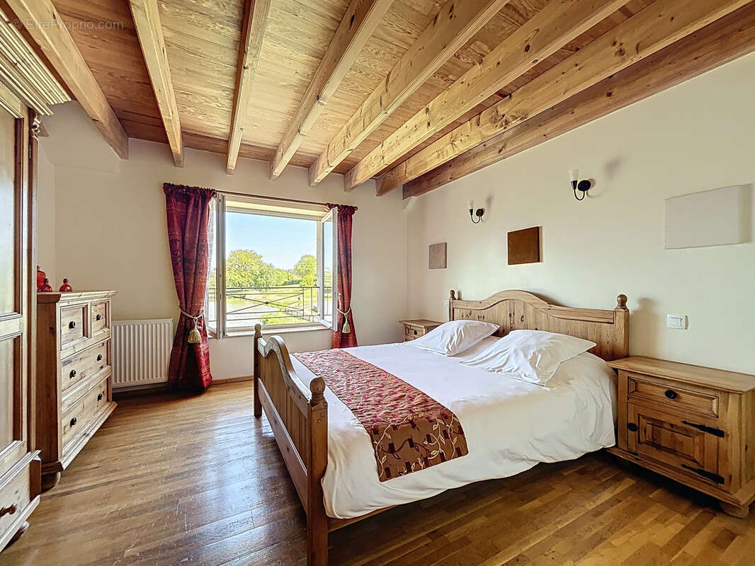 Maison à SAINT-SAUVEUR-LE-VICOMTE