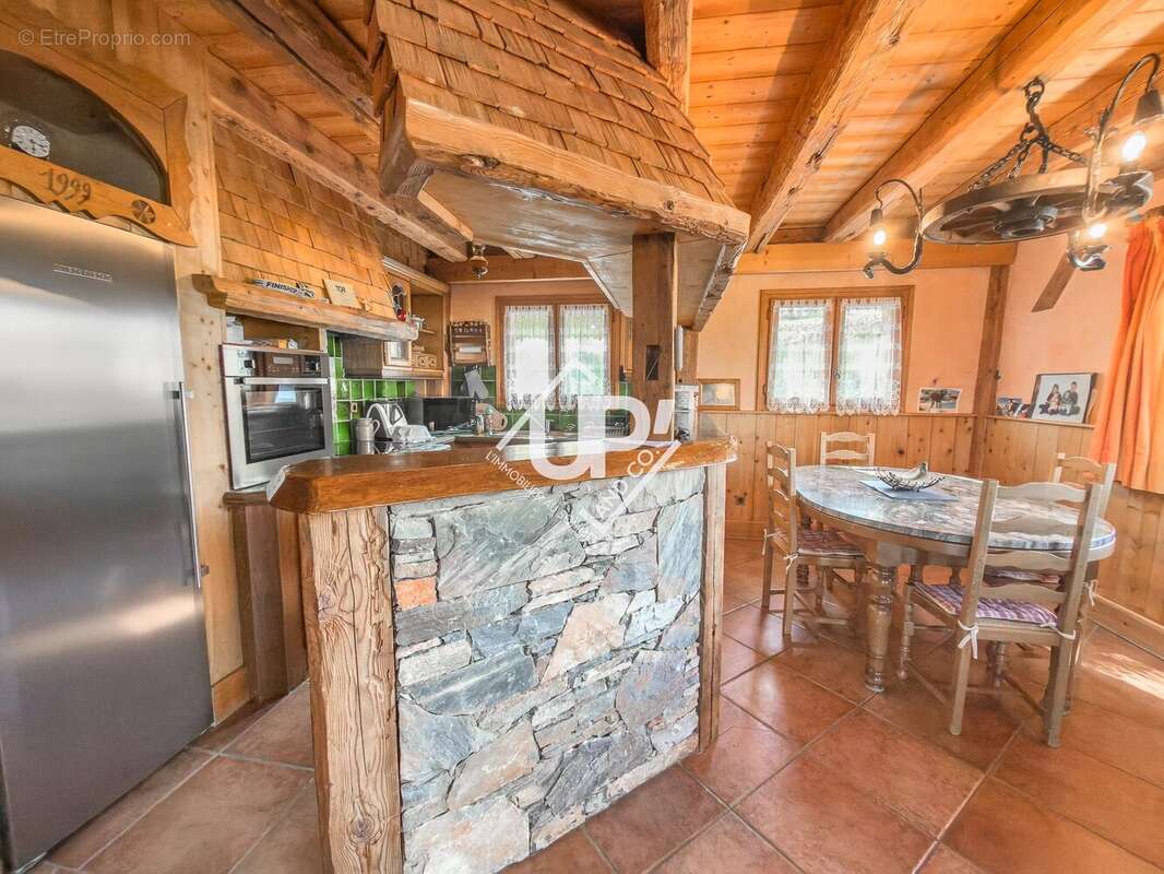 Maison à ARACHES-LA-FRASSE