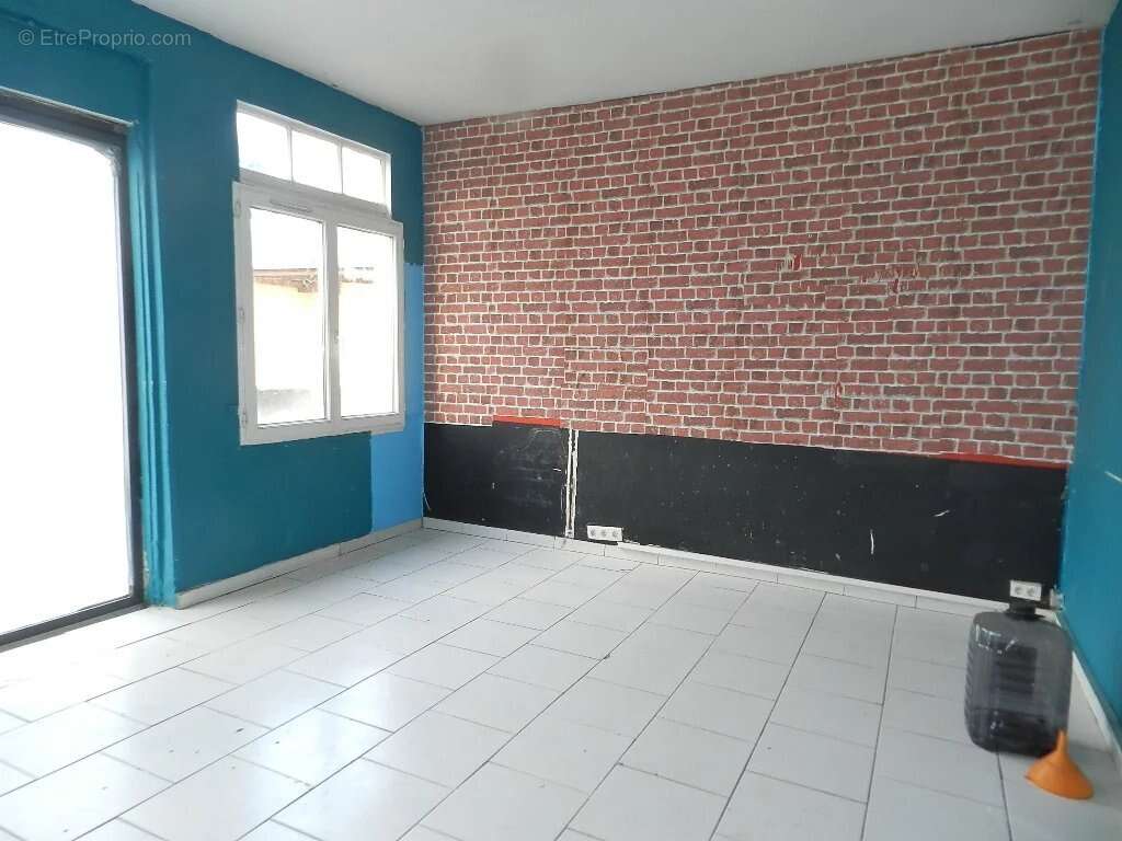 Maison à SAINT-PIERRE-SUR-DIVES