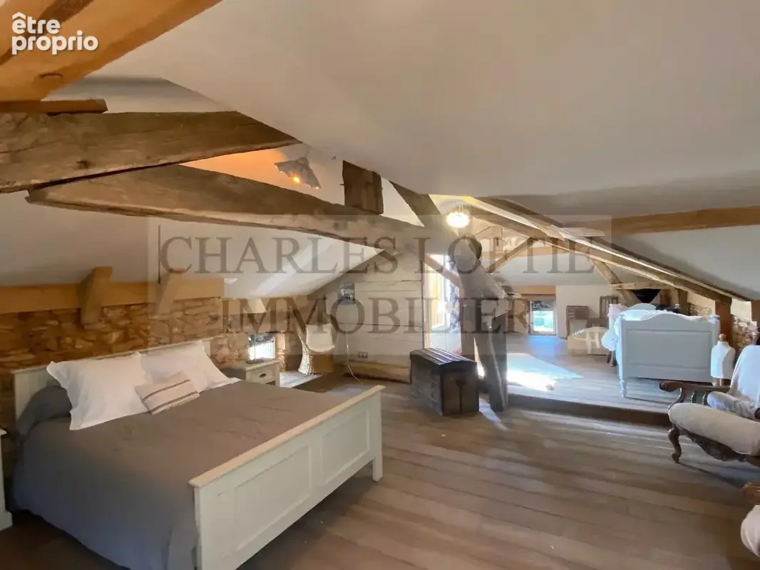 Somptueuse maison de maître avec gîte, dépendances et piscine naturelle - photo 14