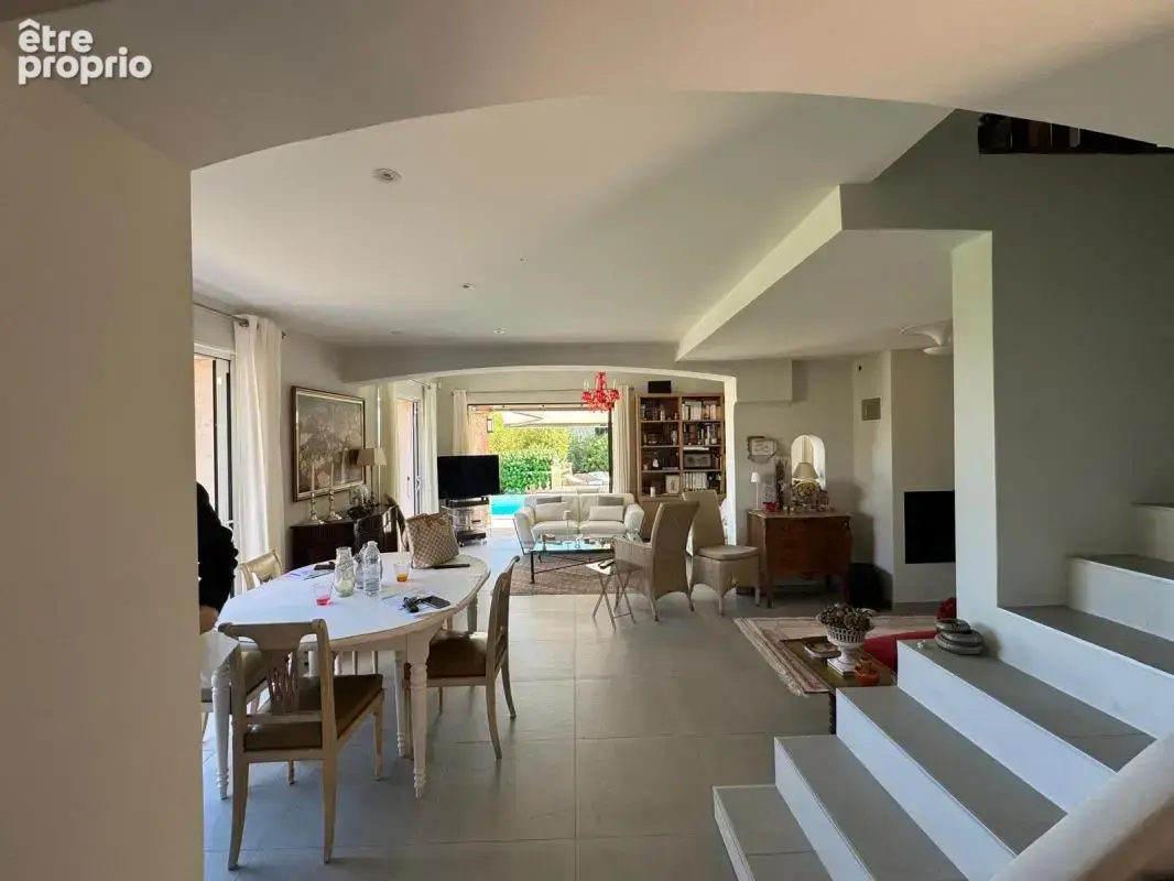 Bastide de charme provencale -vue mer-4 pces- 130 m2- terrai - photo 8