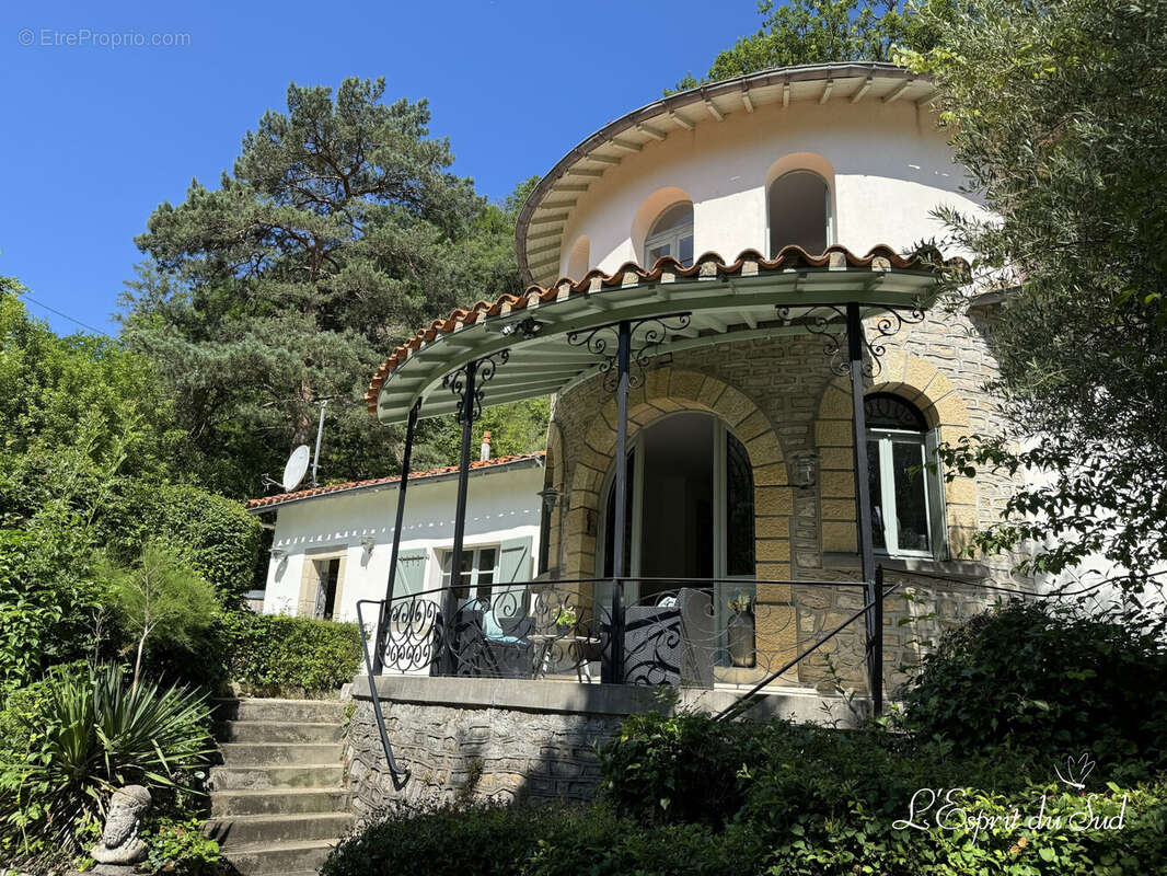 Maison 132 m² à Saint-Antonin-Noble-Val  - photo 3