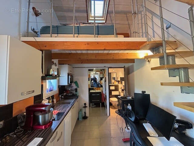 Maison à SAINTE-ANASTASIE-SUR-ISSOLE