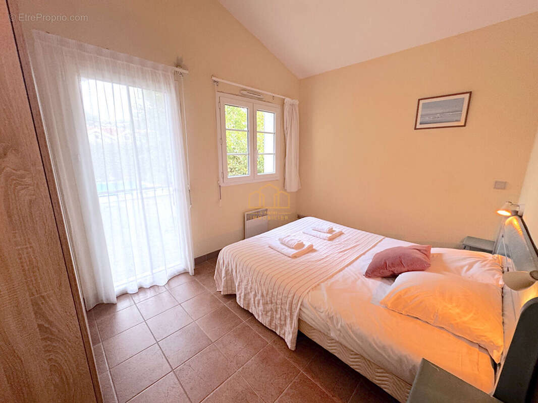 Maison T5 avec piscine à vendre au Golf de Gujan-Mestras - photo 11