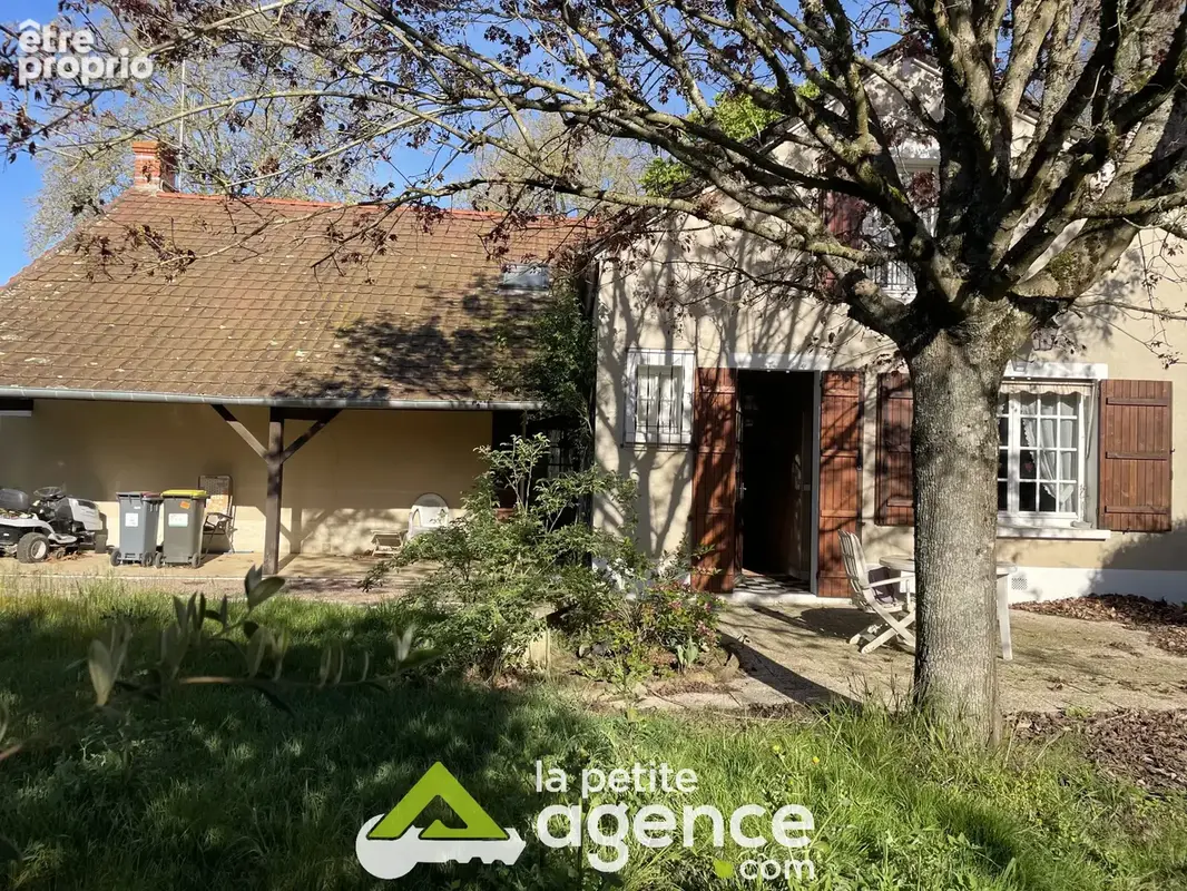 Maison 4 pièces 157 m² à vendre à Germigny-L'exempt (18150) - photo 2