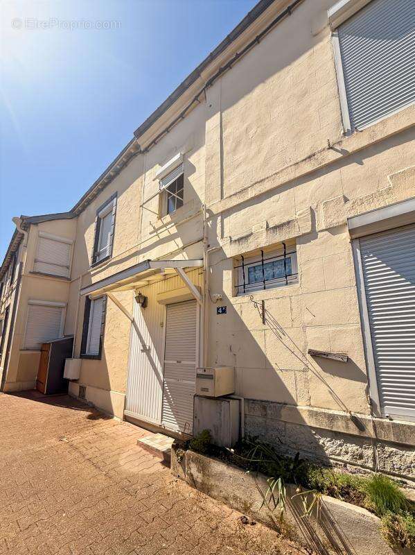 Maison à rénover 91 m² – Mohon / Villers-Semeuse – 5 min de Charleville – garage - Extérieurs communs - photo 5