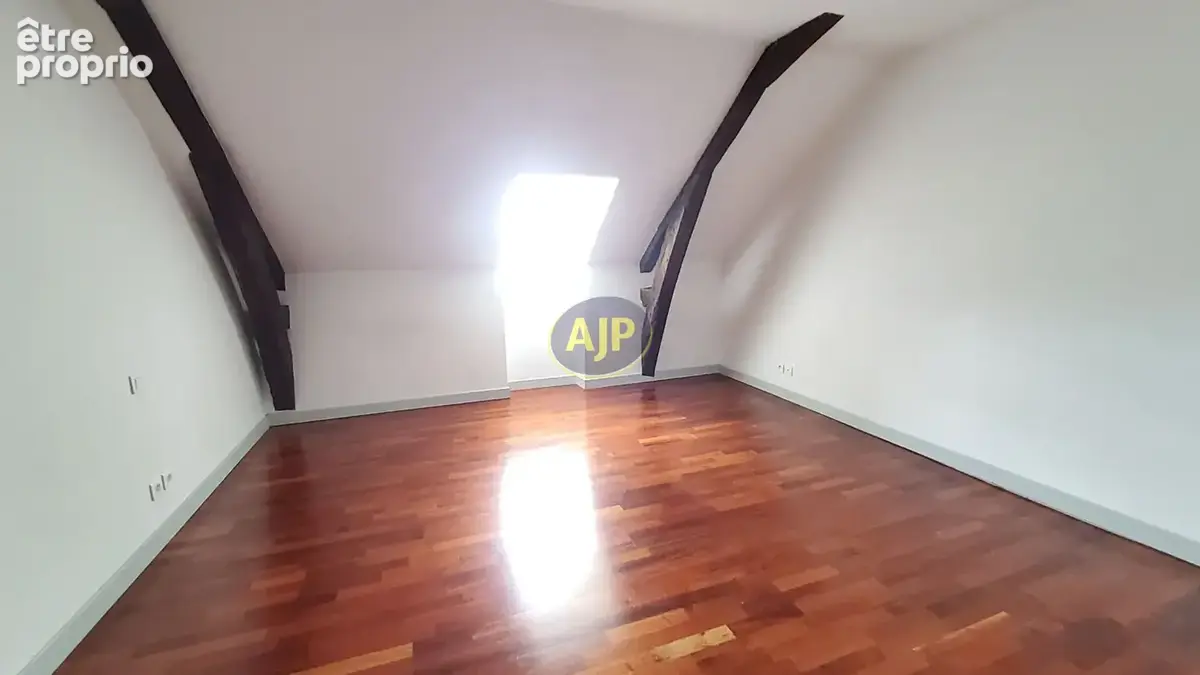 Appartement renove centre ville - 85 m2 (102,89 m2 au sol) - photo 8