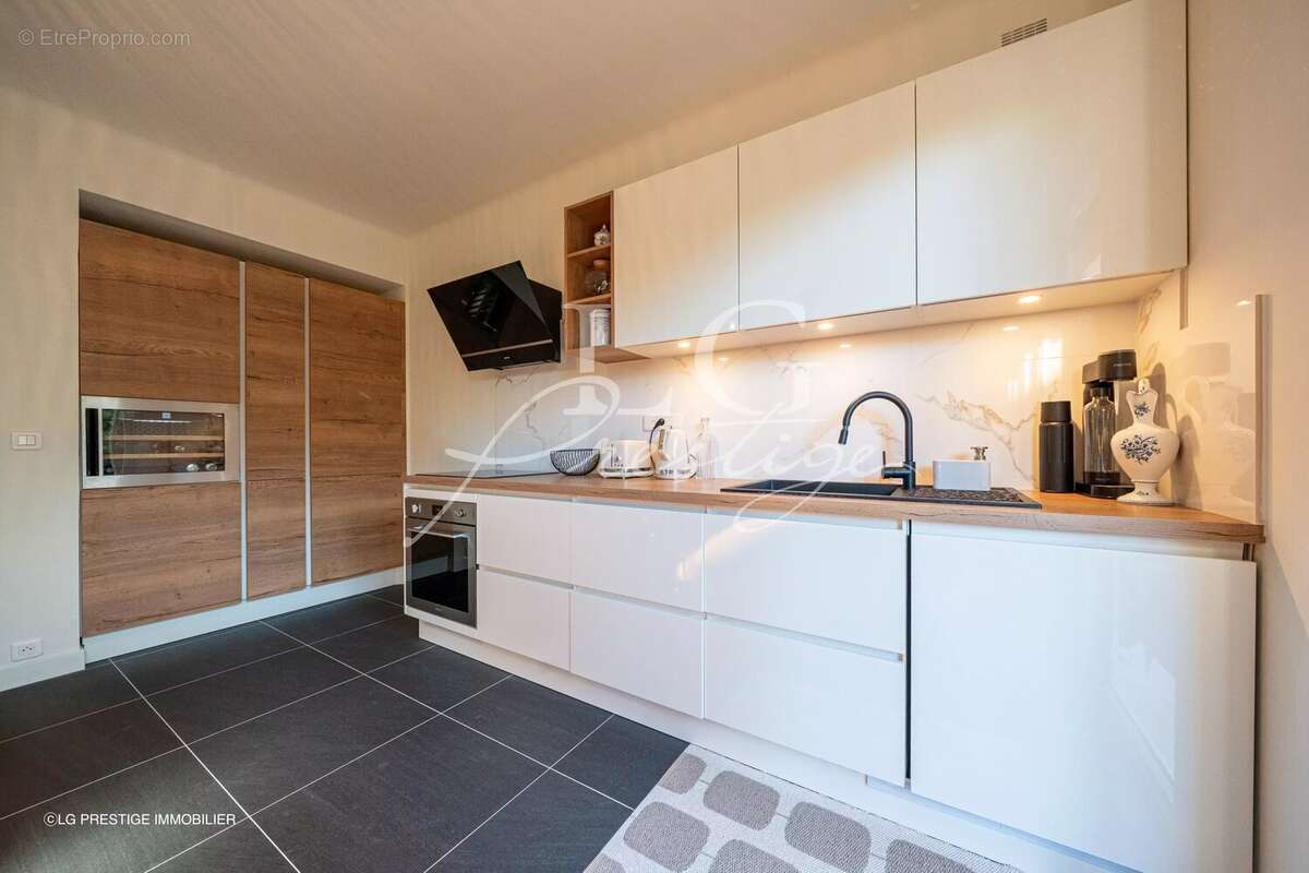 Appartement à MANDELIEU-LA-NAPOULE