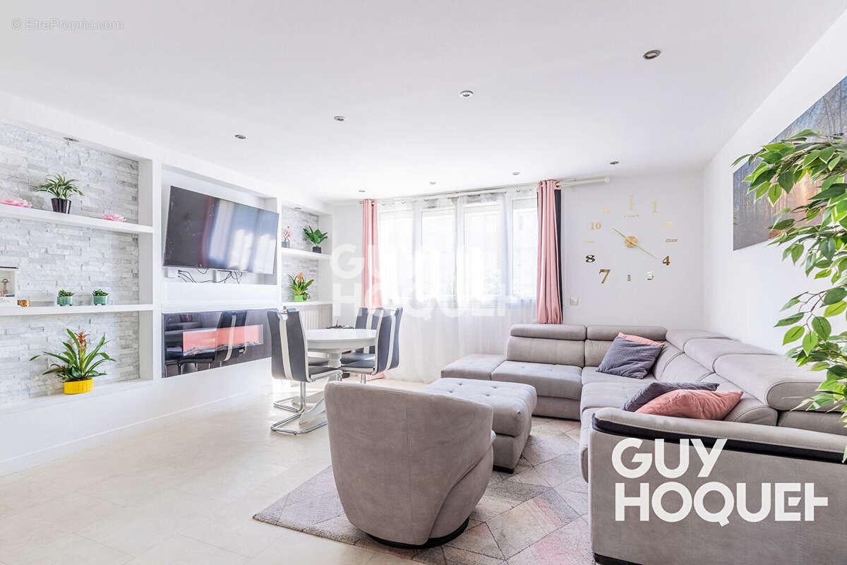 Appartement à ATHIS-MONS