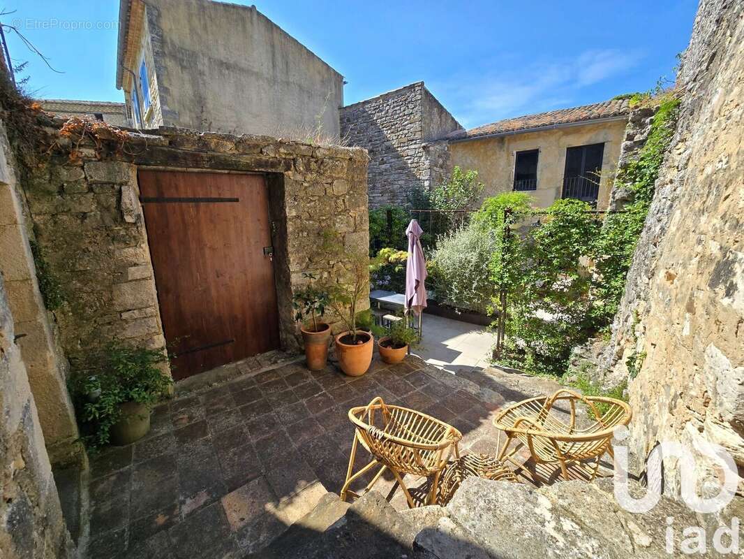 Maison 133 m² à Cornillon  - photo 3