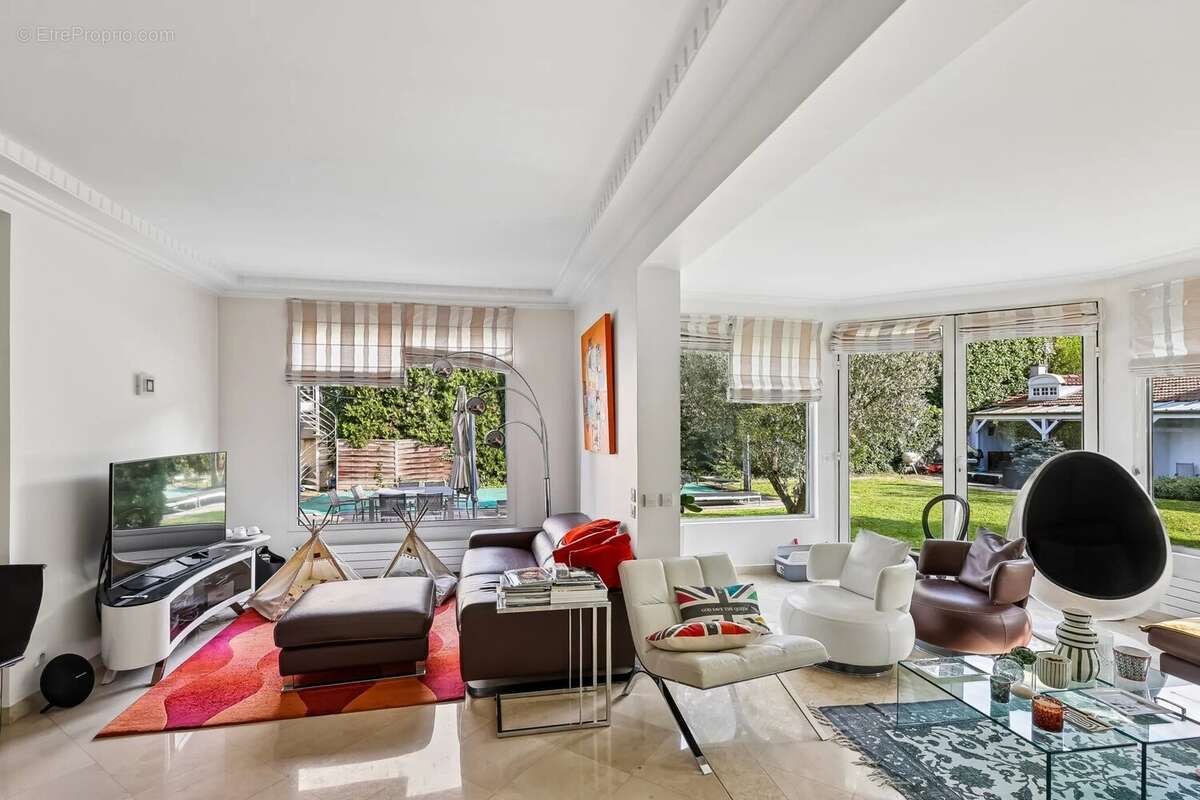 Maison à SAINT-MAUR-DES-FOSSES