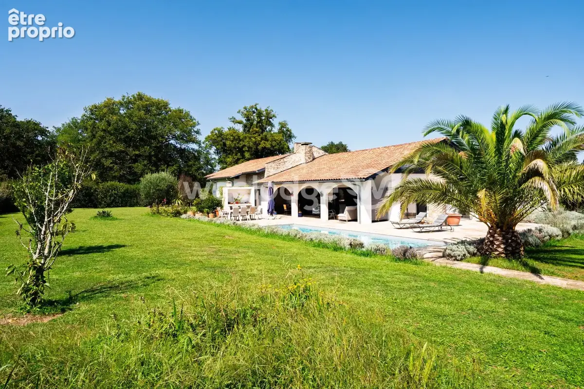 Photo Maison à Urrugne au prix de 1 690 000€
