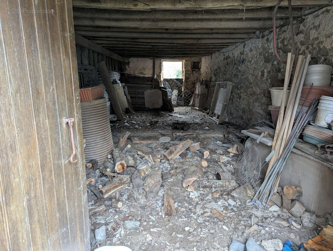 Maison de campagne avec grange à porteau sur 1ha5 ! - photo 16